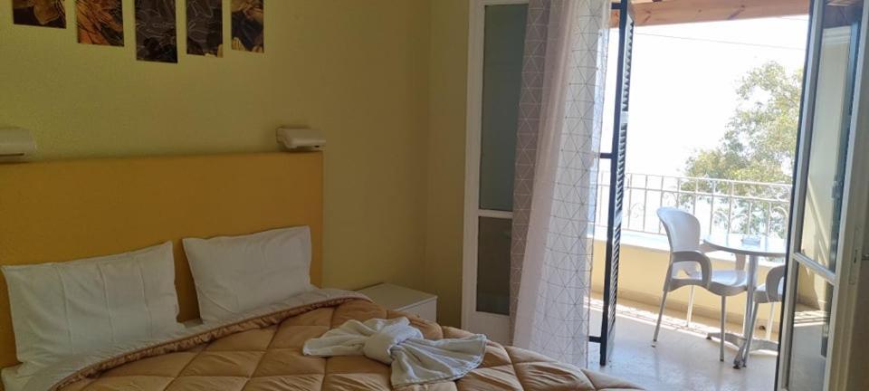 Ionian Mare Aparthotel Agios Ioannis Peristeron (Corfu)